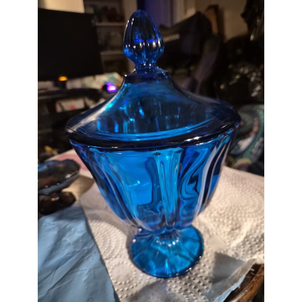 Vintage LE SMITH PEACOCK BLUE GLASS CANDY WITH LID AND PEDESTAL SIX PANEL RIBBED